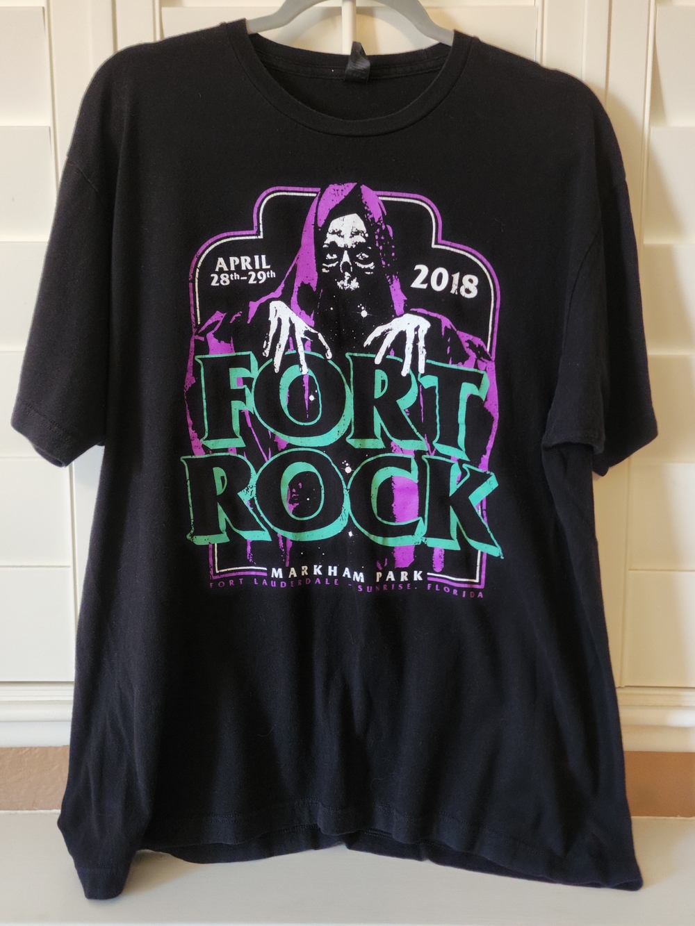 Tultex Fort Rock 2018 Black Graphic Tee Ozzy Osbourne Godsmack Size XL